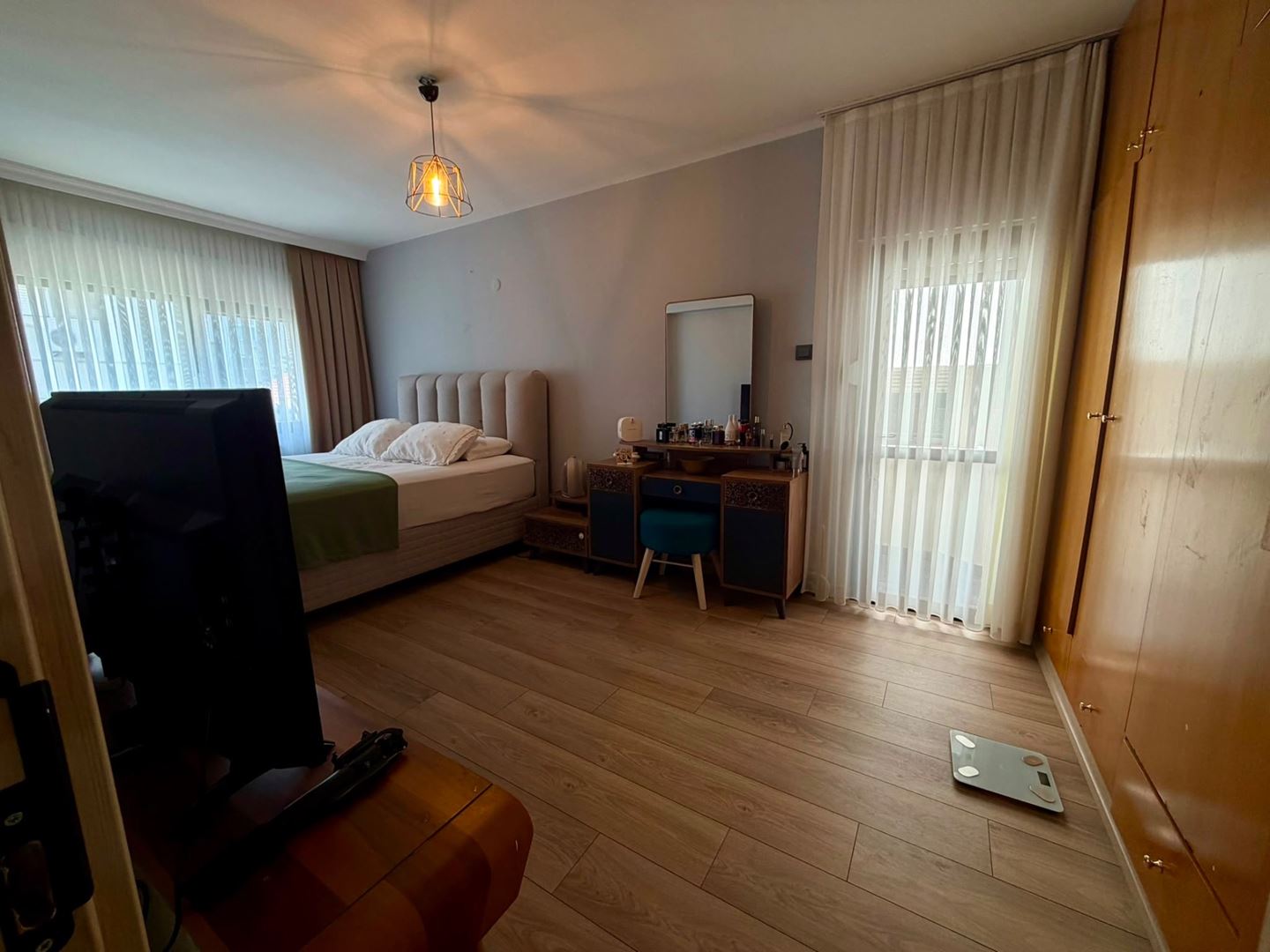 Property-photo