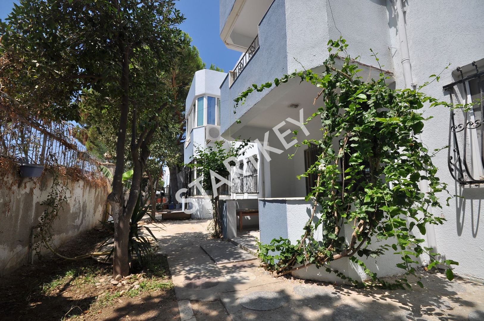 Property-photo