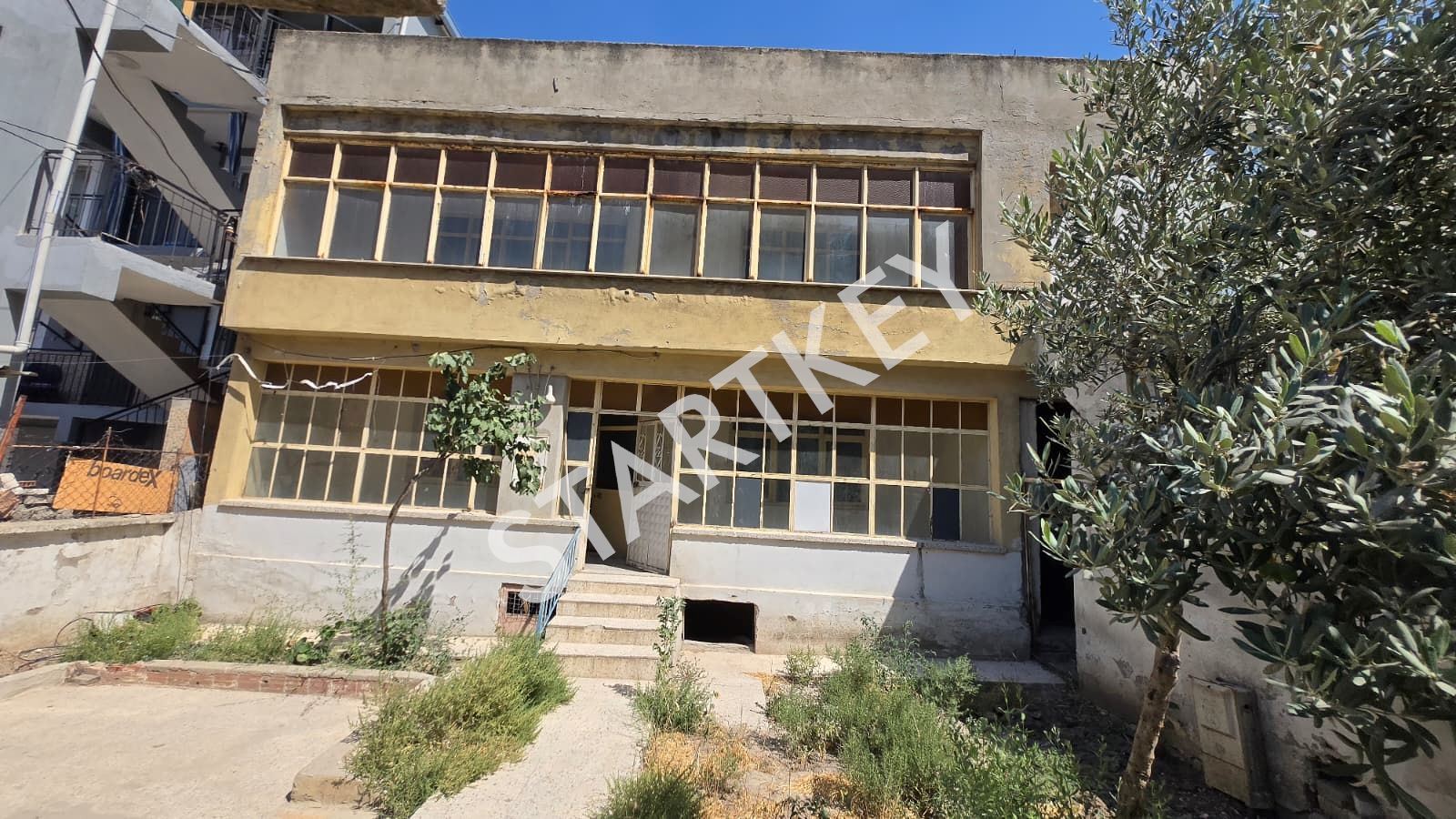 Property-photo