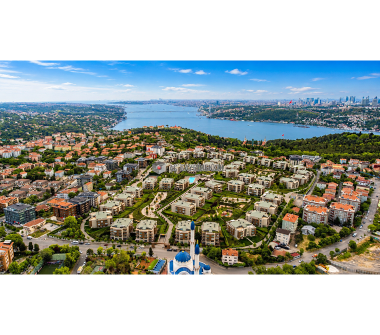 Mesa Çengelköy'de 4+1, 190 m² Net, Bakımlı ve Sessiz Ara Kat Daire