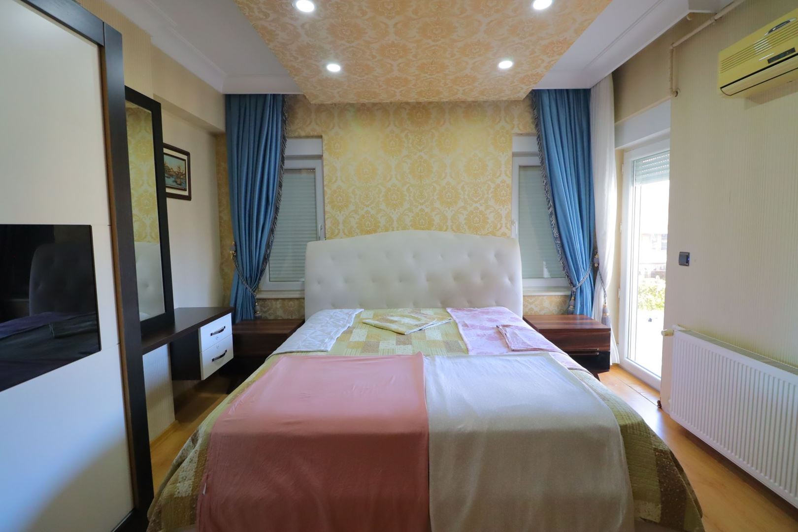 Property-photo