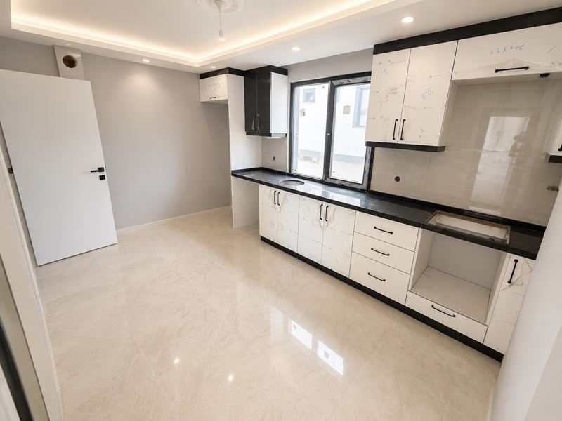 Akse Mahallesinde 140 m² Net, Ferah 4+1 YERDEN ISITMALI Dubleks