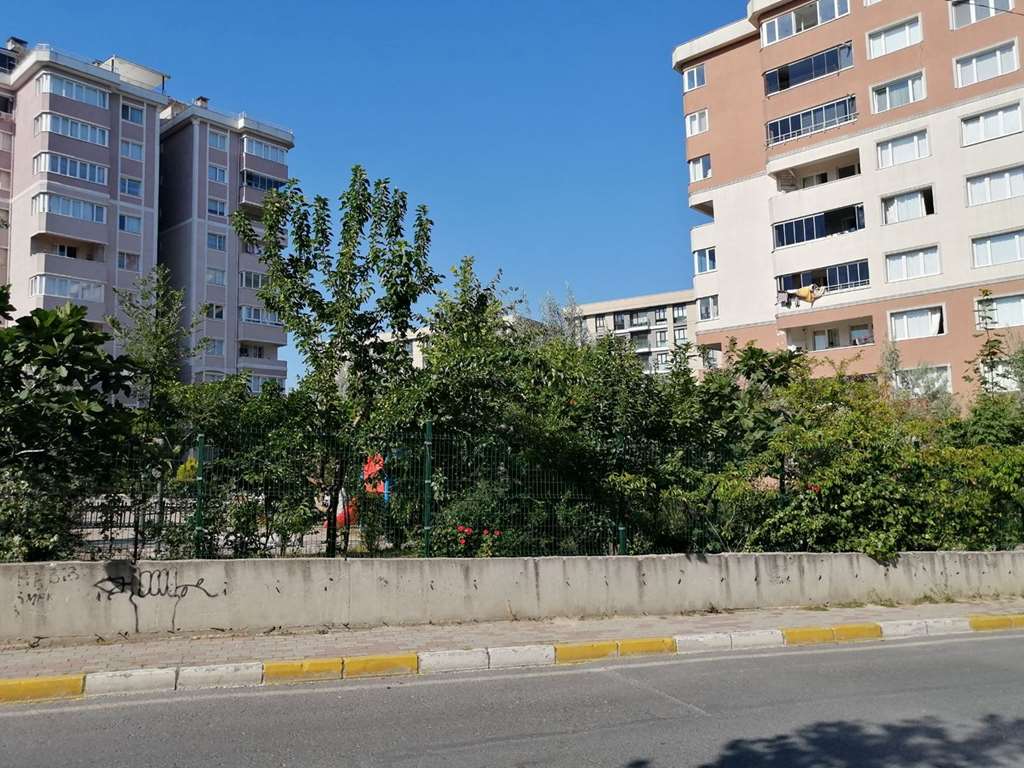 BEYLİKDÜZÜ MARMARA MAHALLESİ YEŞİLYAŞAM SİTESİ SATILIK DAİRE