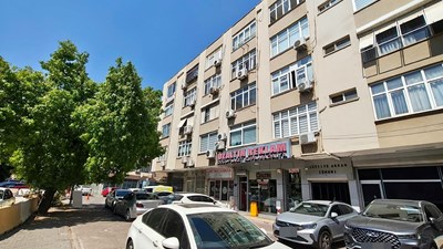 E-5 CİVARI ESKİ ADLİYE ARKASI EŞYALI 1+1 SATILIK OFİS