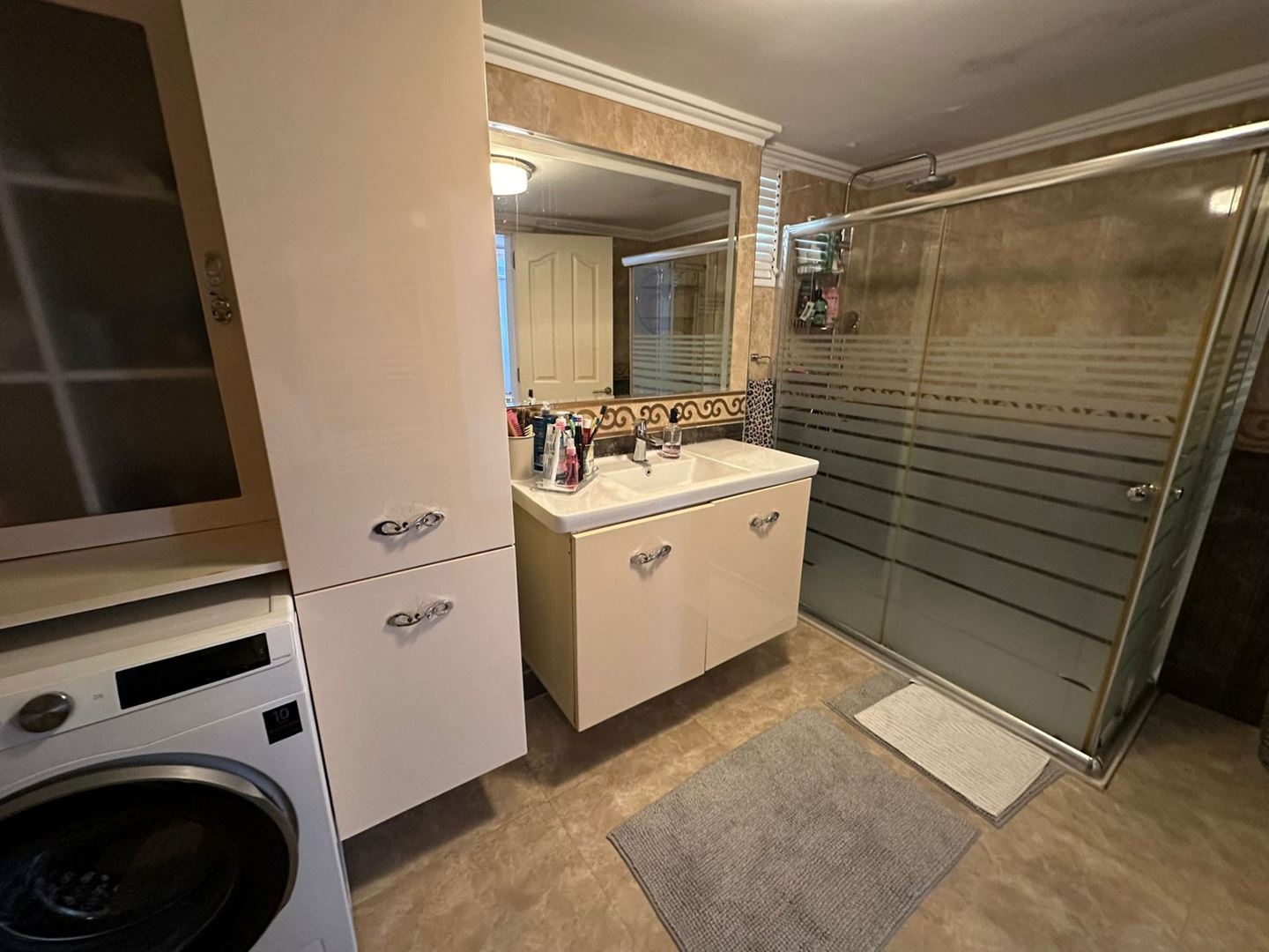 Property-photo