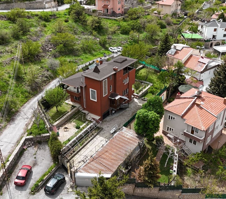 AKDAMAR - Talas Harman Mah. Panoramik Manzaralı Fırsat 6+2 Villa