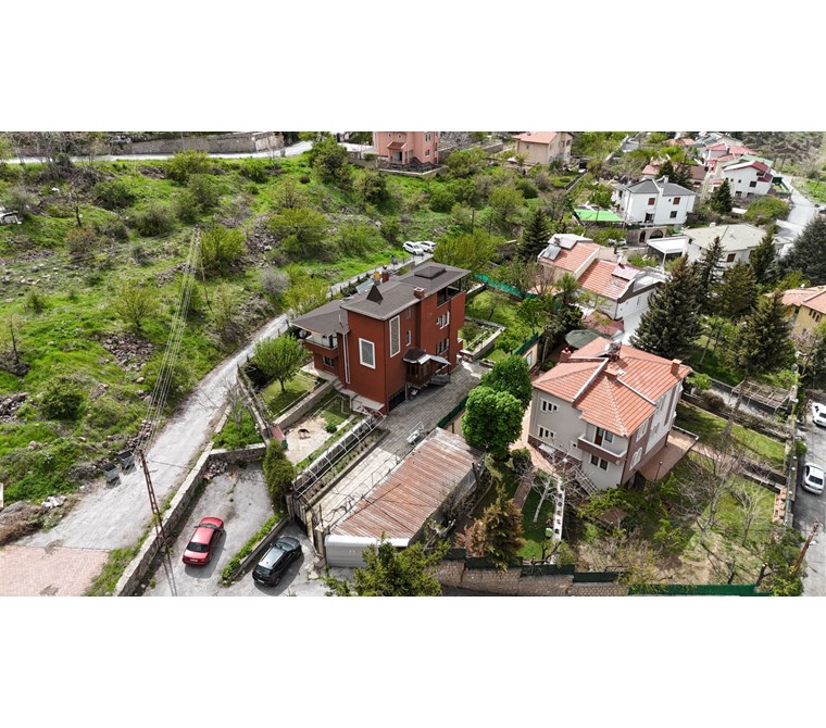 AKDAMAR - Talas Harman Mah. Panoramik Manzaralı Fırsat 6+2 Villa