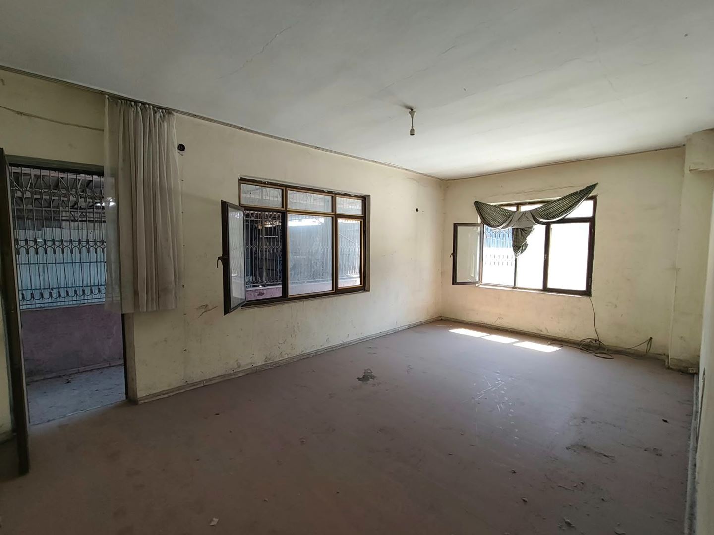 Property-photo