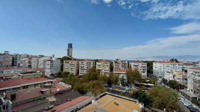 ÜÇKUYULAR MEYDAN YAKINI SATILIK DAİRE