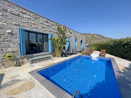 Bodrum Ortakent Yahşi de Özel Havuzlu Satılık 5+3 Müstakil Ev