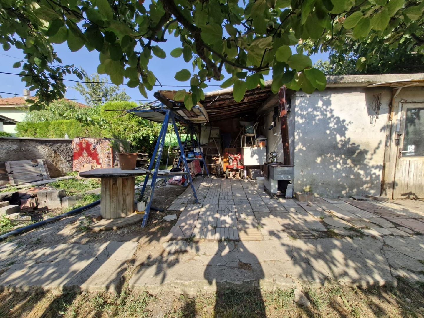 Property-photo
