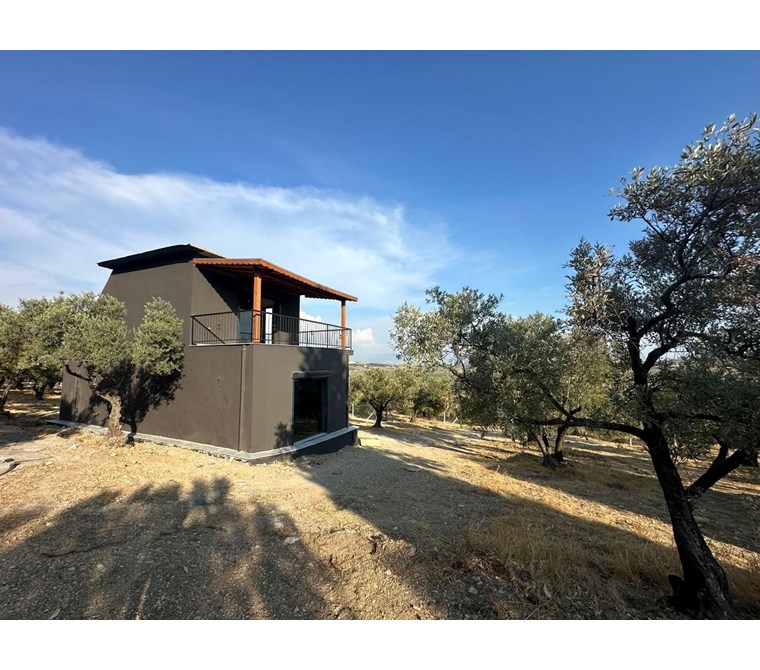 Foça Gerenköy Muhteşem Manzaralı Tek Tapu Satılık Tarla