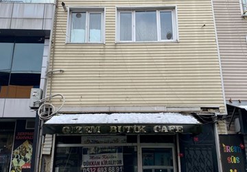 ALİBEYKÖY NAMIK KEMAL CADDESİNDE 60m² KİRALIK DÜKKAN