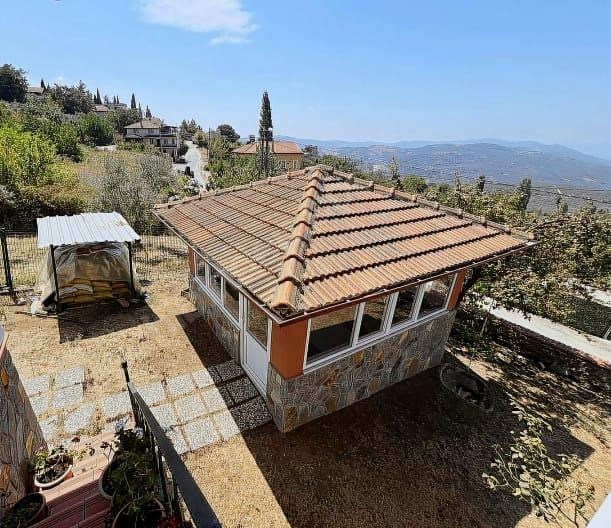 BURSA GEMLİK ADLİYE MAHALLESİNDE MÜKEMMEL KONUMDA ÇİFLİK EVİ VE MÜŞTEMİLATI