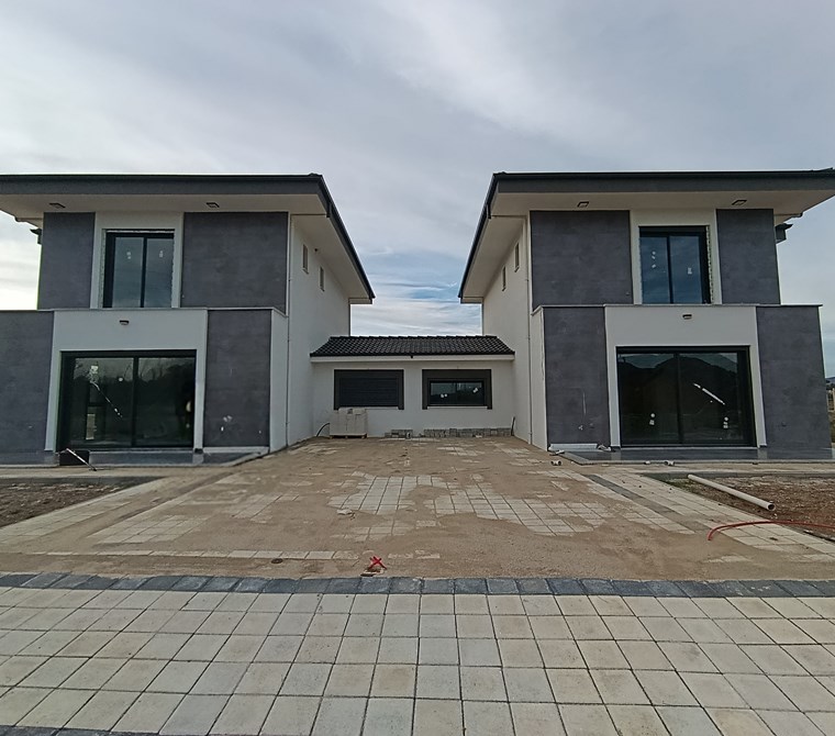 Muğla Menteşe Yenice'de Satılık 4+1 Lüks Villa