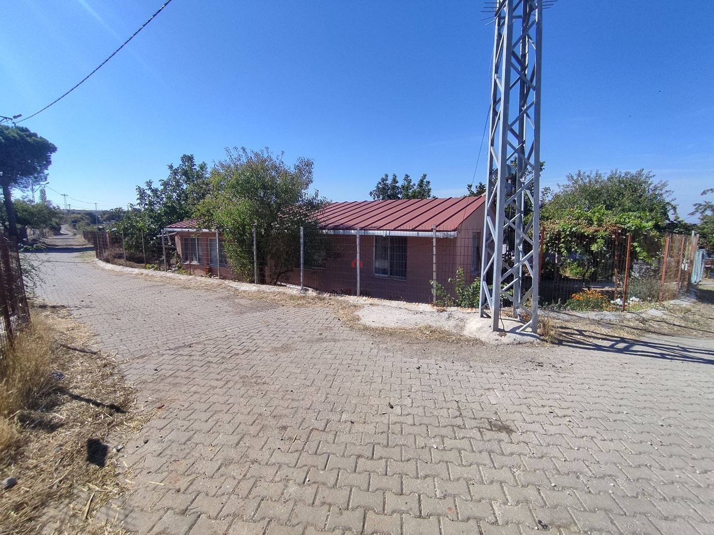 Property-photo