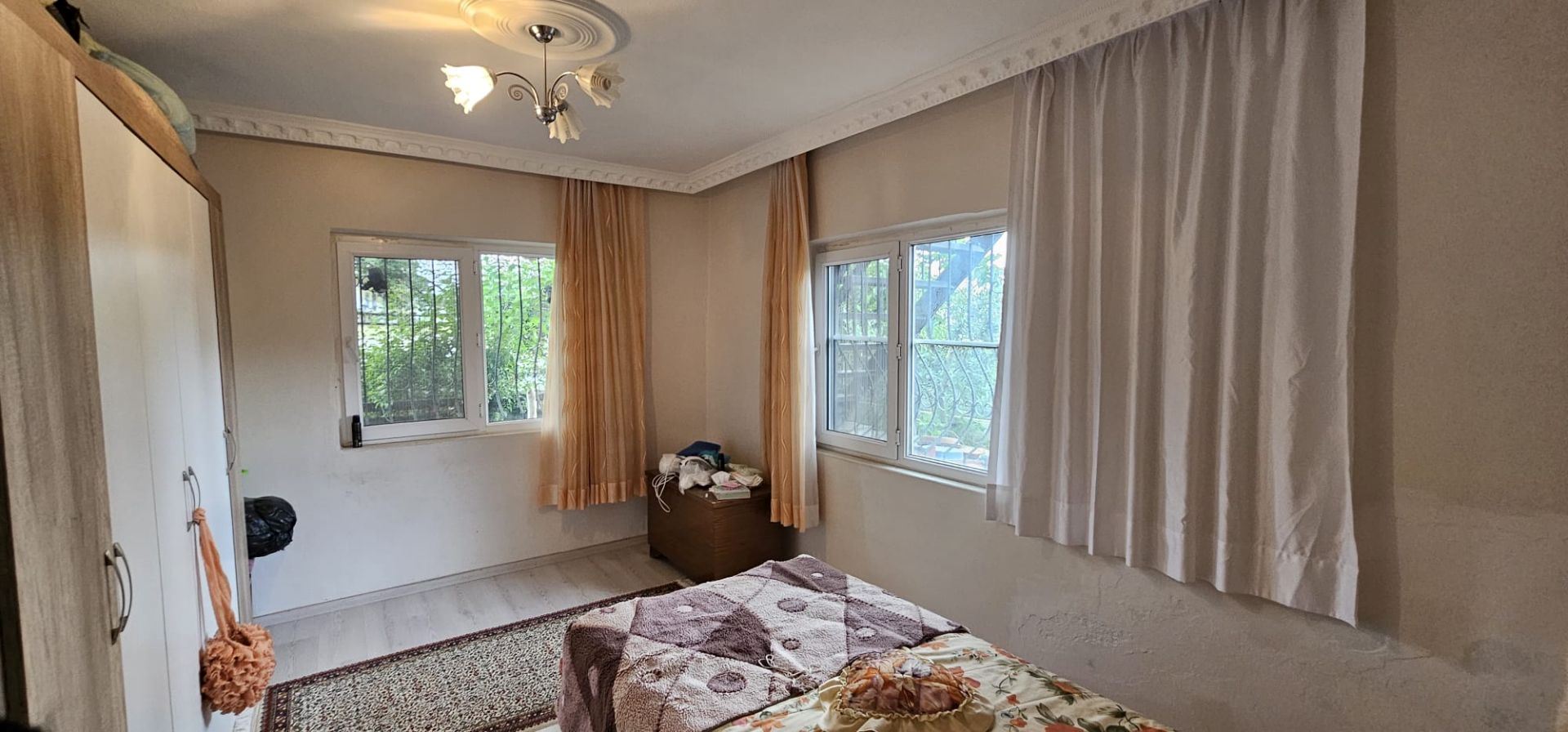Property-photo