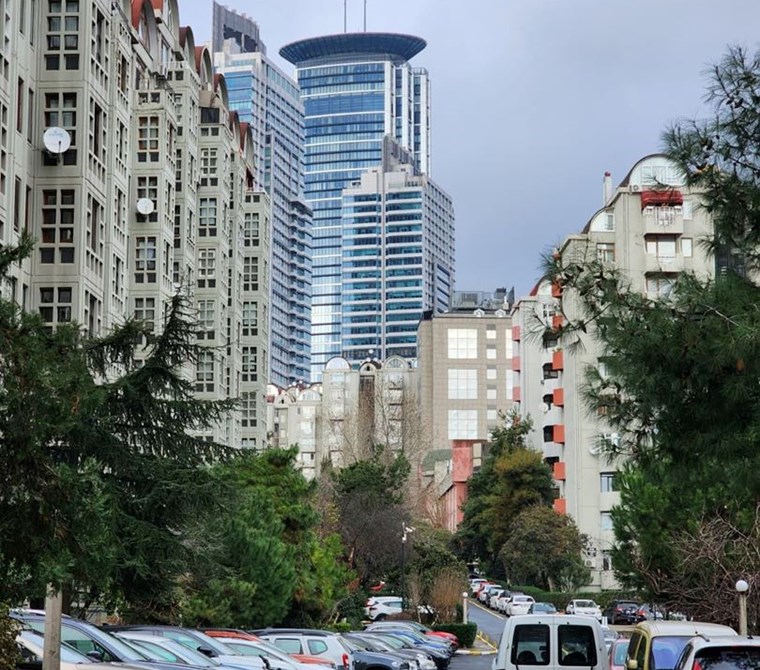 SATILIK 3+1 DAİRE 114 M2 BRÜT EMAAR AVM KOMŞU SİTE ÖZELİKLİ