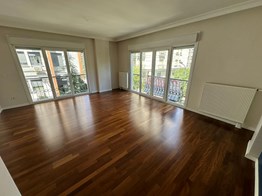 Göztepe Nakkaş Kebap Arka Sokağında 3+1 Kiralık Daire