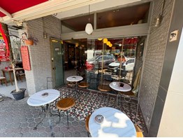 Kızıltoprak Bağdat Caddesi Üzeri Satılık Dükkan 30m²