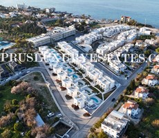 KİBRİS GİRNE LAPTADA DENİZE 50 METRE LUXURY 3+1 HAVUZLU VİLLALAR !