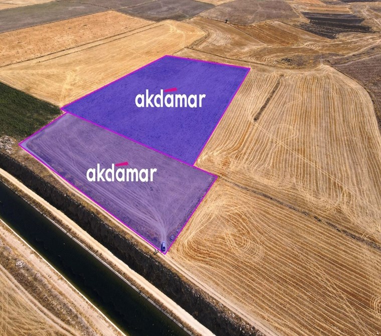 AKDAMAR - KÖPRÜBAŞI Sulama Kanalı DİBİ 40.900 m² Satılık Tarla