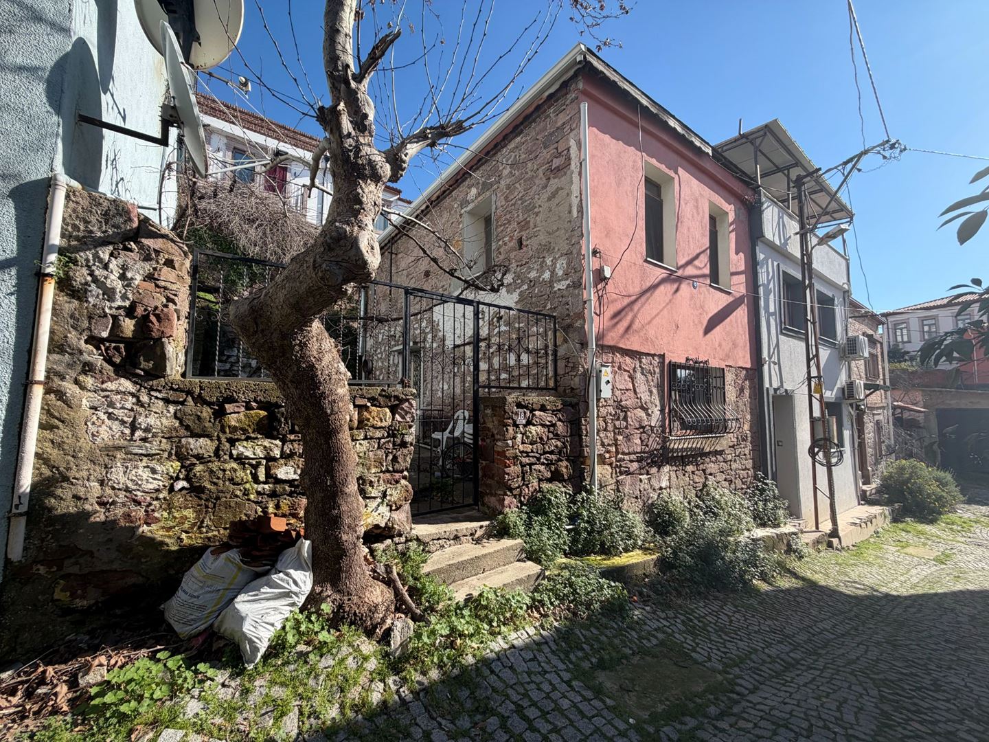 Property-photo