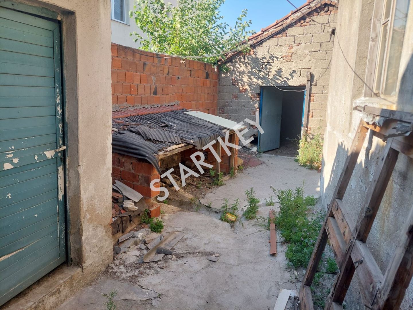Property-photo