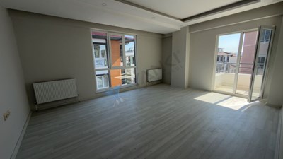 Tekirdağ Çiftlikönü'nde Sıfır, Site İçinde 2+1 Satılık Daire