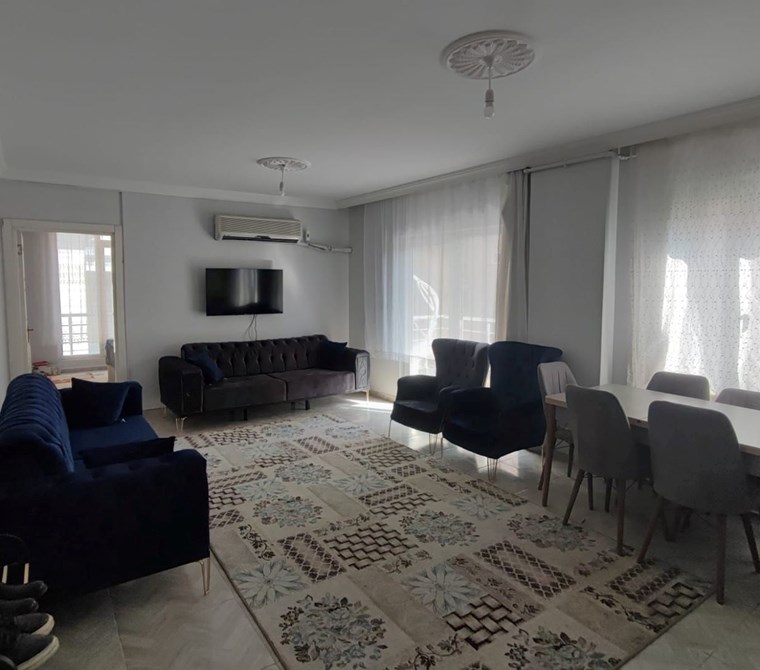 KISA SÜRELİĞİNE FİYATİNDİ FATİH MAH. GENİŞ EŞYALI SATILIK 1+1