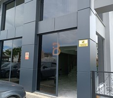 Mezzanine Retail Space with Facade for Rent  