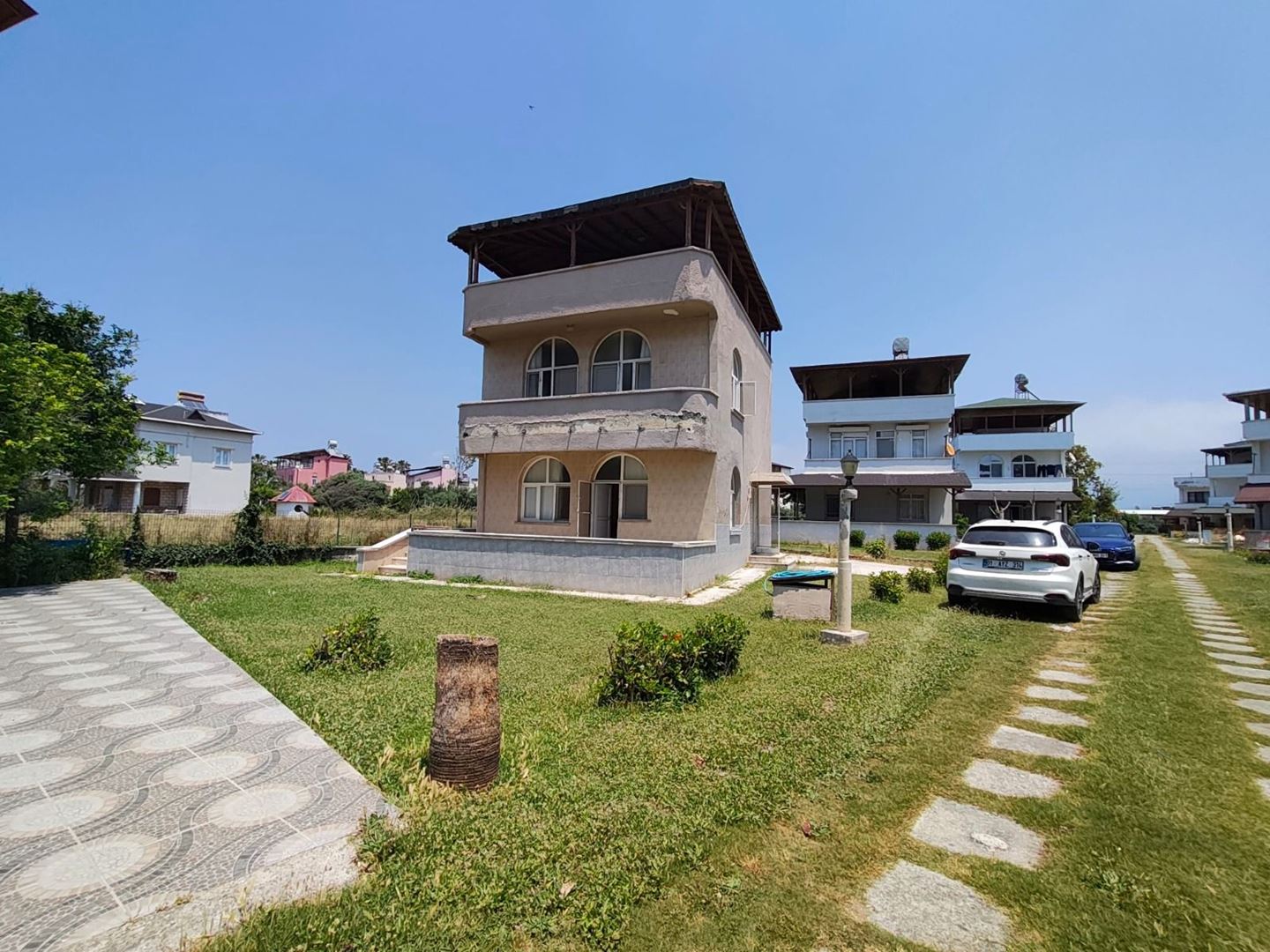 Property-photo