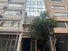 ŞİŞLİ KOCAMANSUR SOKAKTA KİRALIK MİNİ PLAZA TP1560