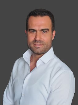 Alim Özkan Alim Özkan